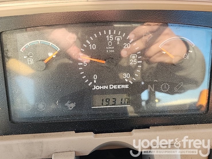 2009-john-deere-5093e-image-25