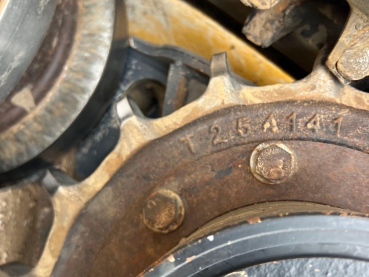 deere-333g-image-14