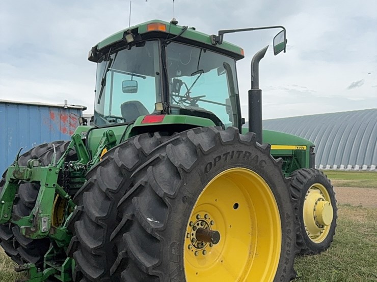 john-deere-8300-image-12