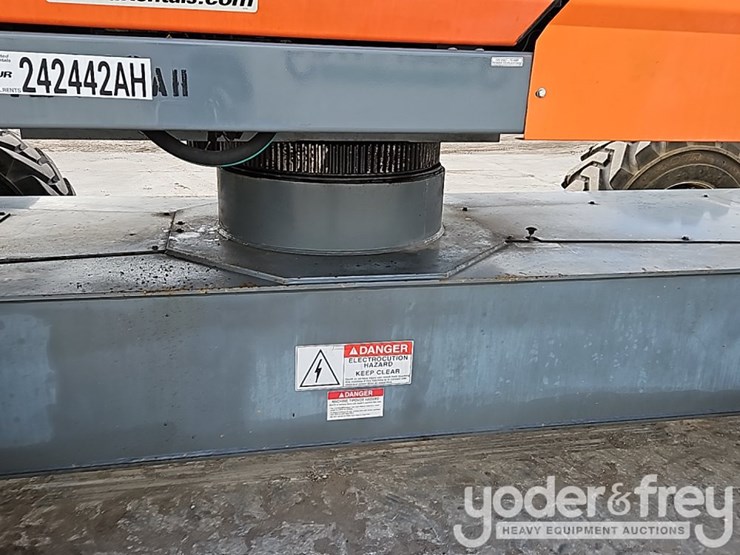 2018-kobelco-sk210-lc-dynamic-acera-image-9