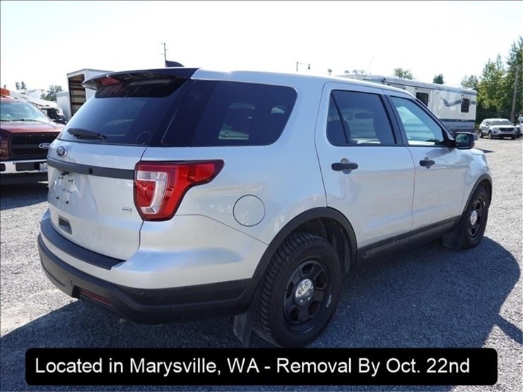 2018-ford-explorer-image-14