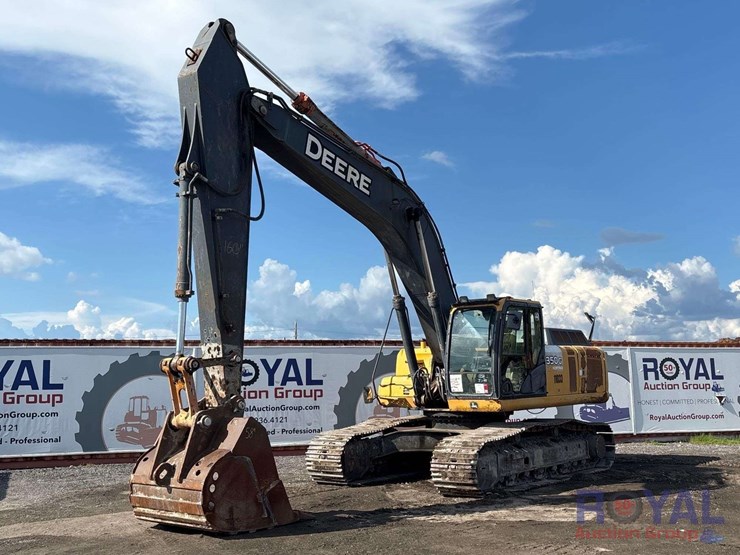 2013-deere-350g-lc-image-1