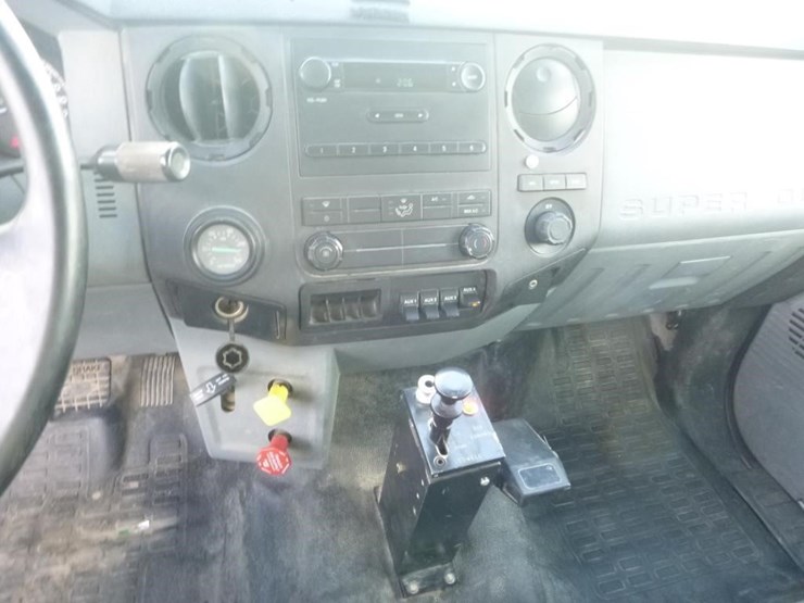 2015-ford-f750-image-15
