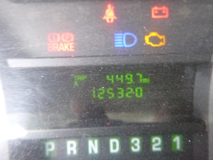 2010-ford-e450-image-21