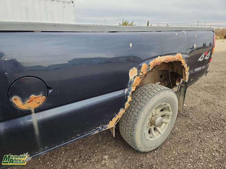 2006-gmc-sierra-2500hd-image-37