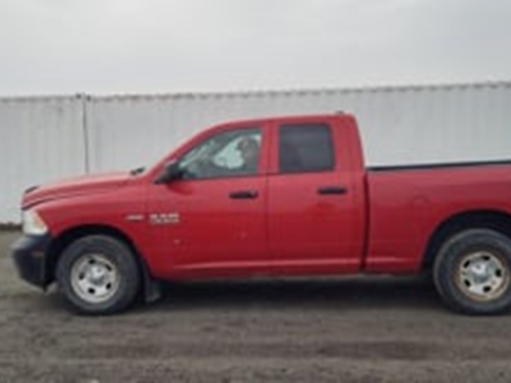 2015-ram-tradesman-image-5