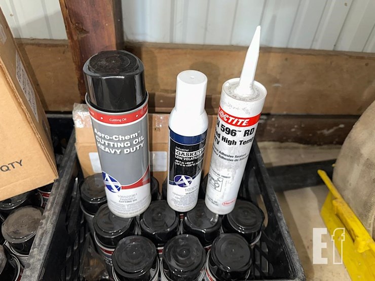 unknown-2-crates-of-assorted-grease-image-2