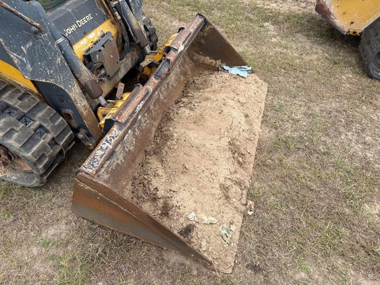 deere-317g-image-16