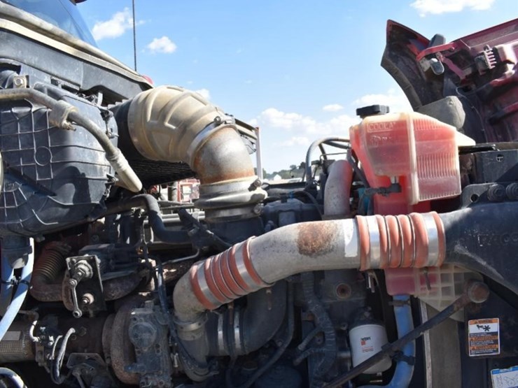 2018-kenworth-t880-image-64