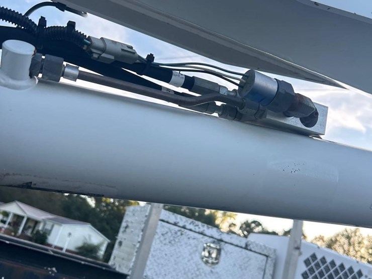 2009-gmc-topkick-c5500-image-31