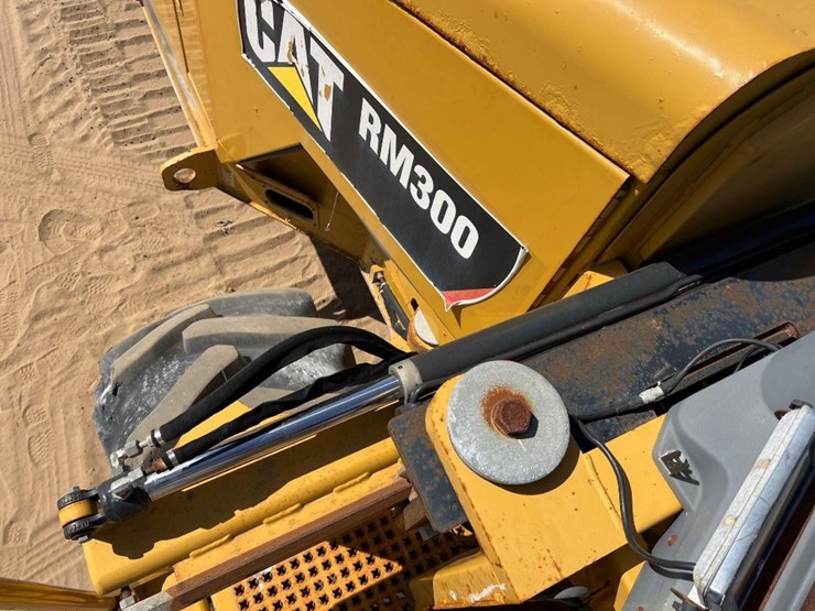 2015-caterpillar-rm-300-image-37