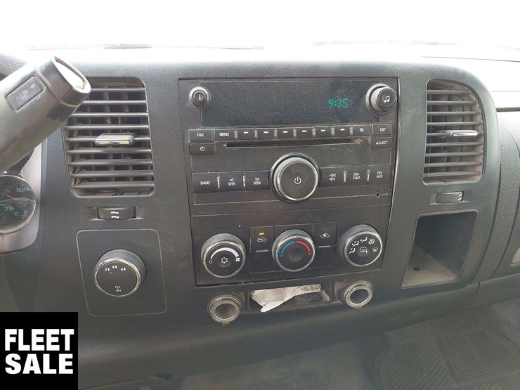 2009-chevrolet-silverado-2500hd-image-10