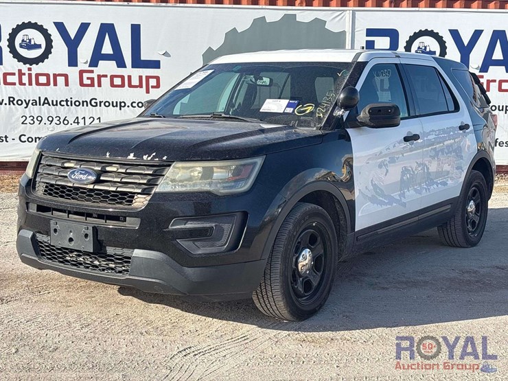 2016-ford-explorer-image-1