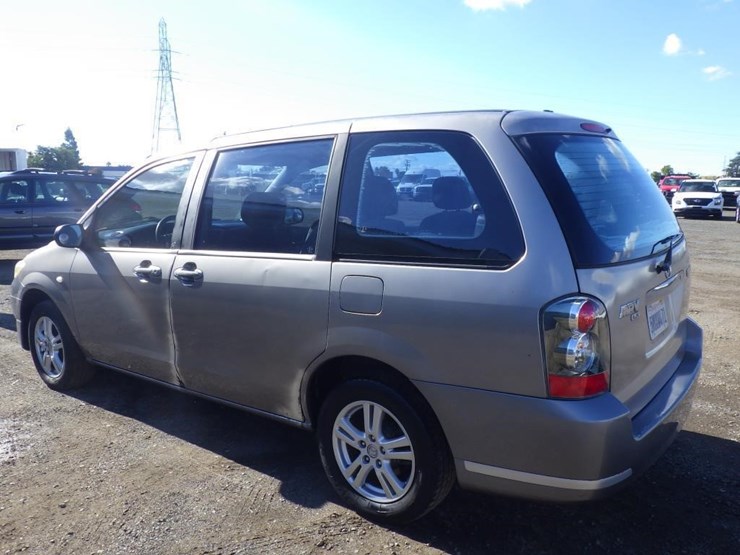 2005-mazda-mpv-image-4