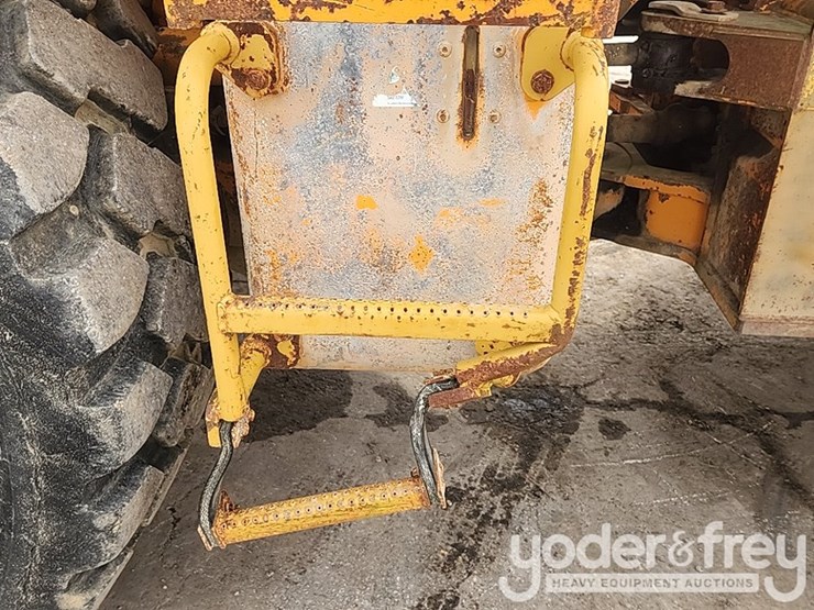 caterpillar-966d-image-23
