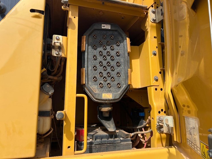 caterpillar-336-image-29