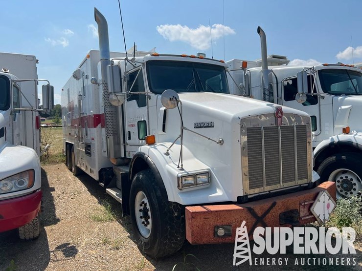 2008-kenworth-t800-image-4