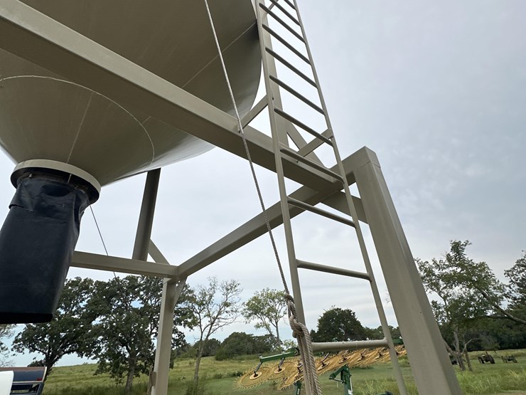 heavybilt-30-ton-overhead-feed-bin-image-9