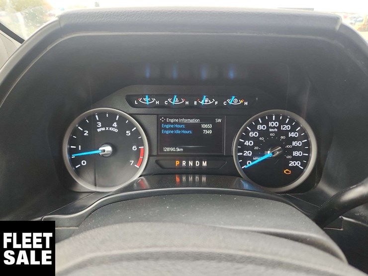 2021-ford-f350-image-9