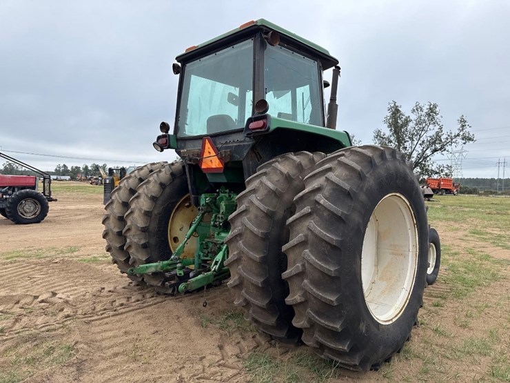 john-deere-4440-image-6