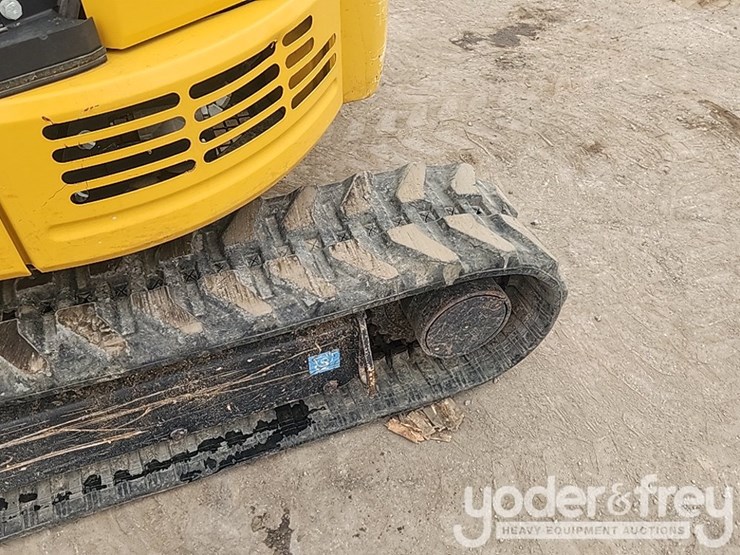 2021-deere-26g-image-25