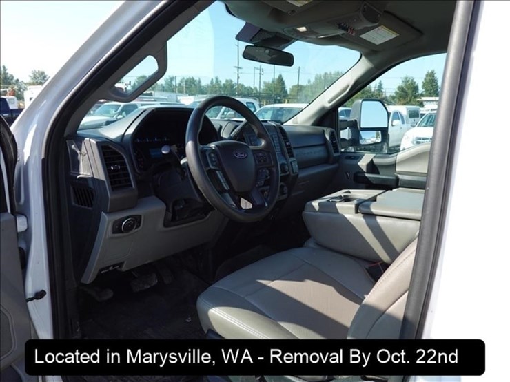 2020-ford-f250-xl-image-6