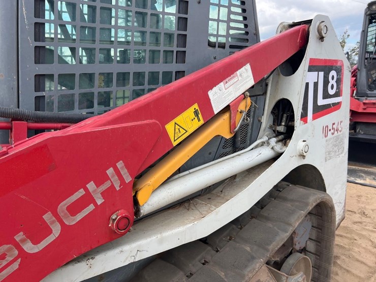 2019-takeuchi-tl8-image-20