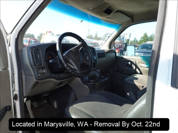 1999-gmc-3500-image-8