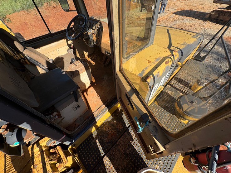 1997-caterpillar-d300e-image-22
