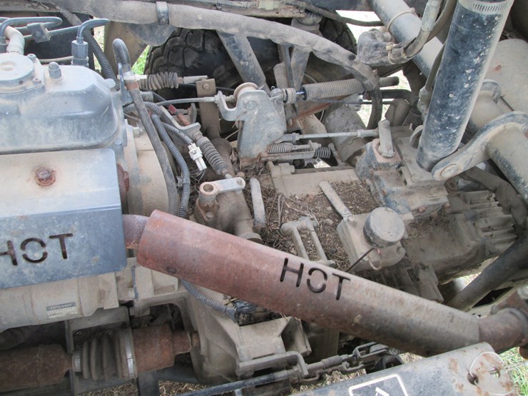 2014-kubota-rtv1140-image-27