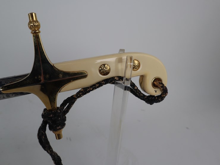 #30-•-#4346-•-usmc-officer-sword-lightly-used-image-6