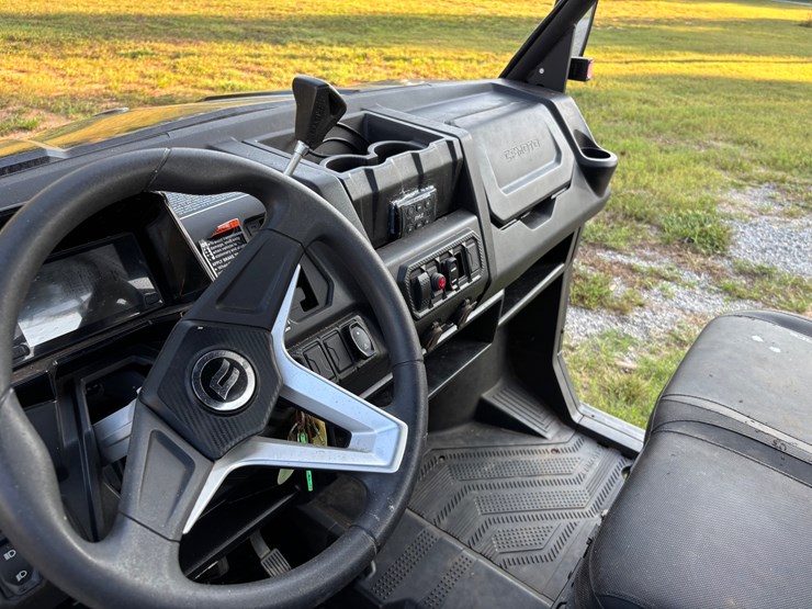 #598-•-2023-cf-moto-ufource-1000-utility-side-by-side-image-11