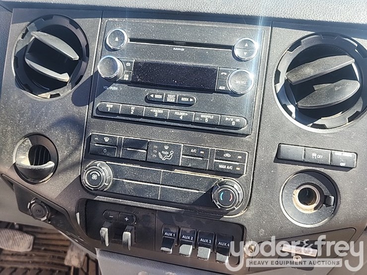 2015-ford-f250-xl-image-36