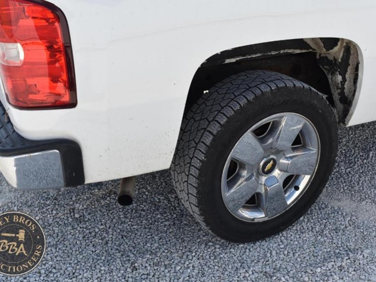 2009-chevrolet-silverado-1500-ltz-image-28