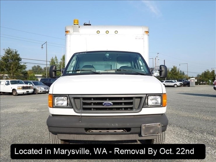2003-ford-e350-image-16