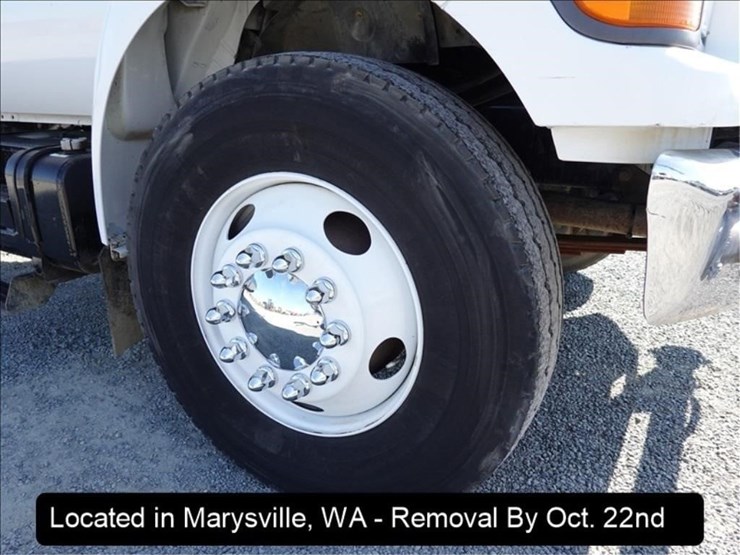 2000-ford-f650-image-23