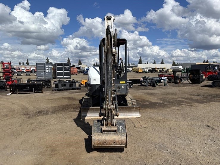 2023-bobcat-e35-image-6