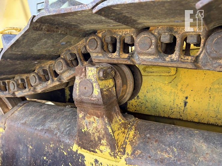 komatsu-d65ex-12-image-45