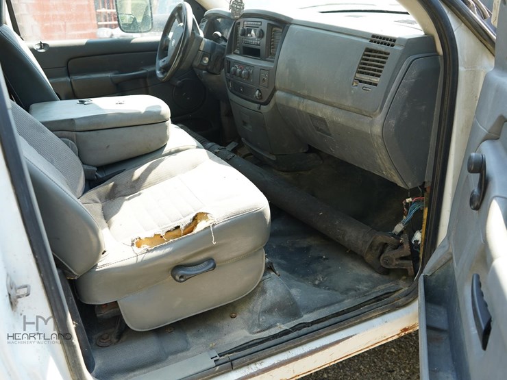 2008-dodge-ram-5500-image-15