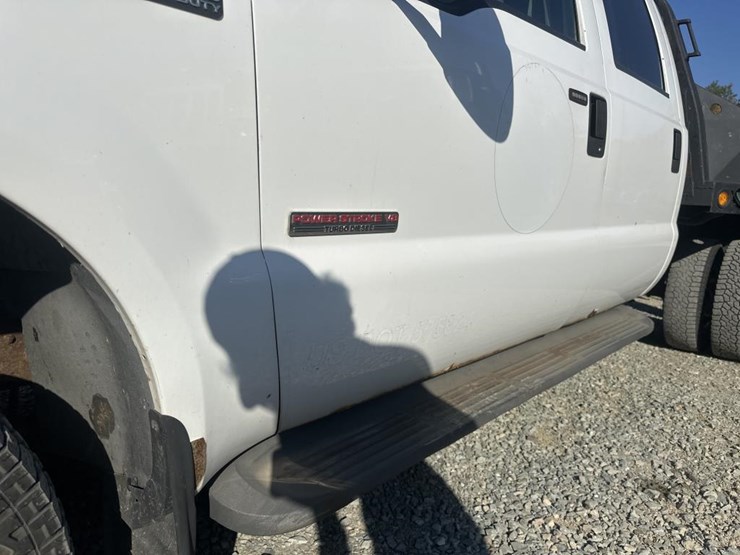 2004-ford-f350-image-12