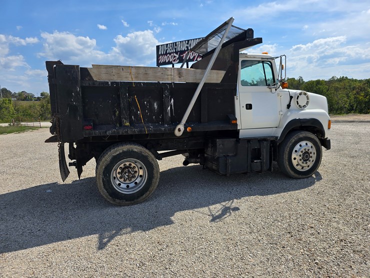 1994-ford-lta9000-image-31