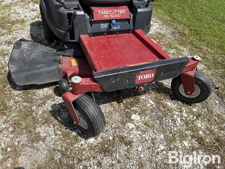 toro-ss-5000-zero-turn-lawn-mower-image-9