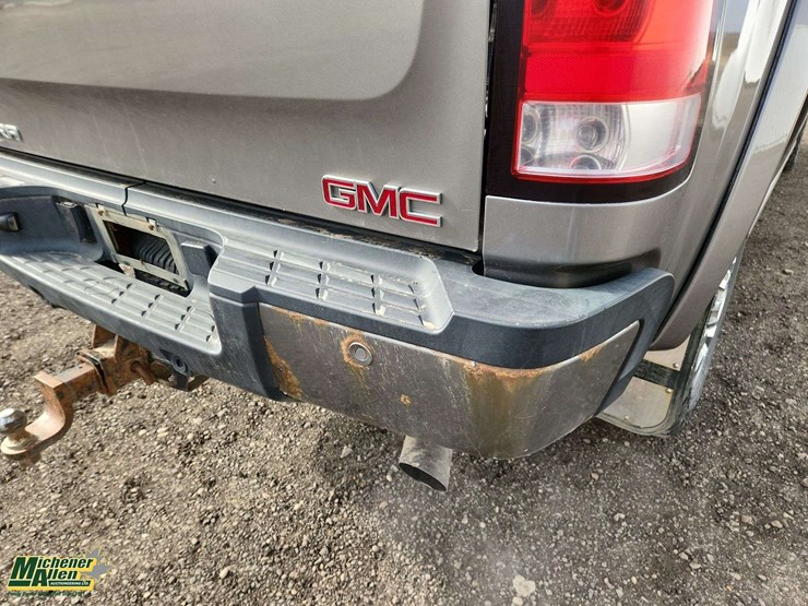 2012-gmc-sierra-2500hd-image-45