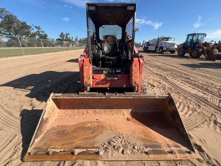 kubota-svl75-2-image-7