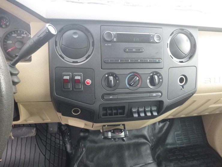 2008-ford-f450-image-16