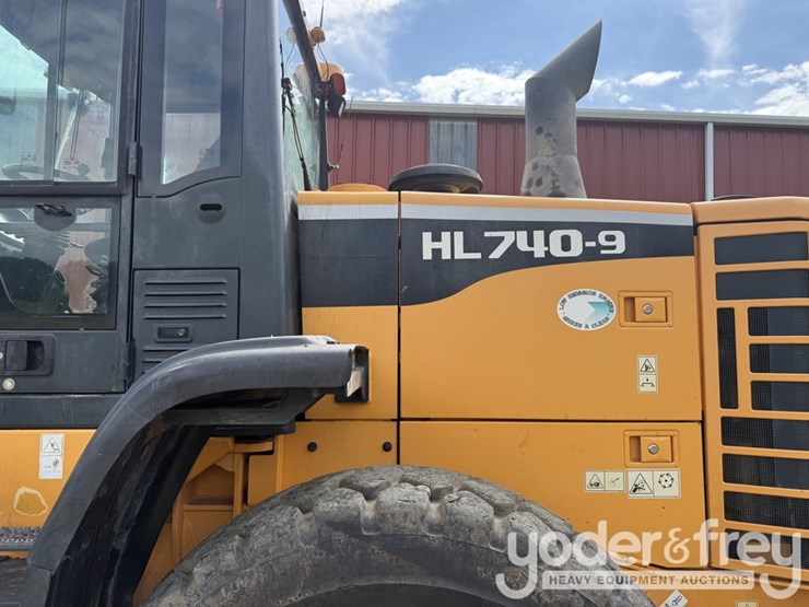 2011-hyundai-hl740-9-image-21