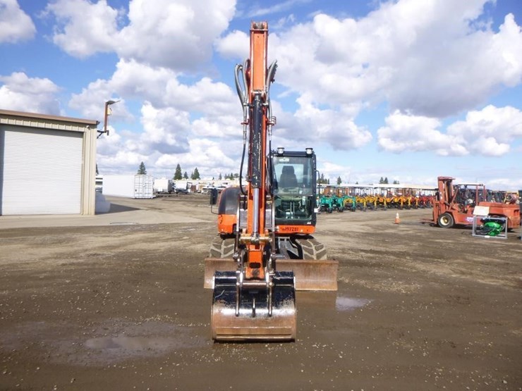 2017-kubota-kx080-image-6