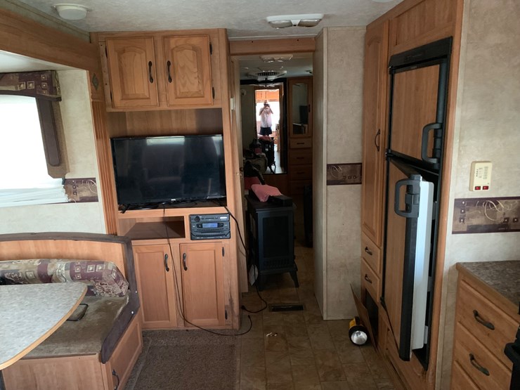 #107-•-2008-keystone-sprinter-rv-image-10