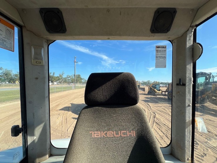takeuchi-tb250-2-image-33
