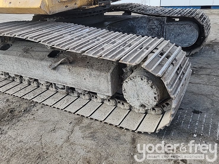 2006-komatsu-pc200-lc-7-image-12